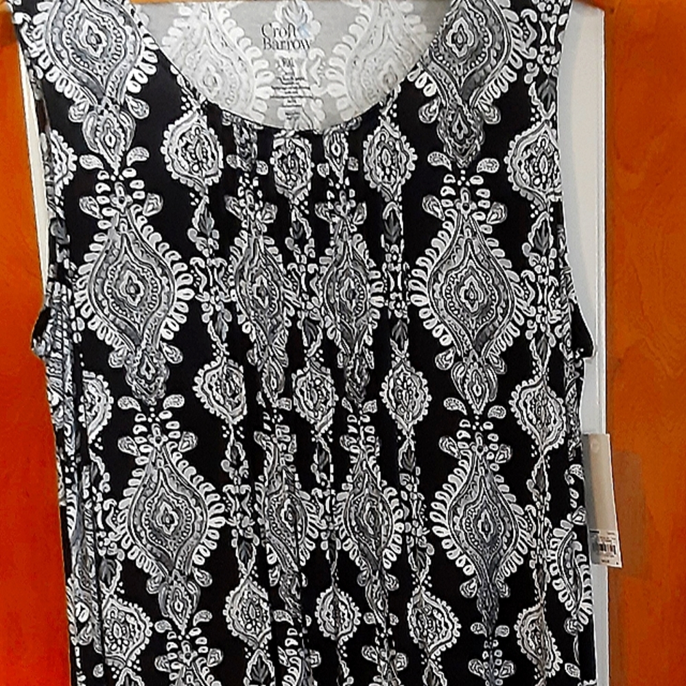 PXL BLACK/WHITE PAISLEY SWING DRESS